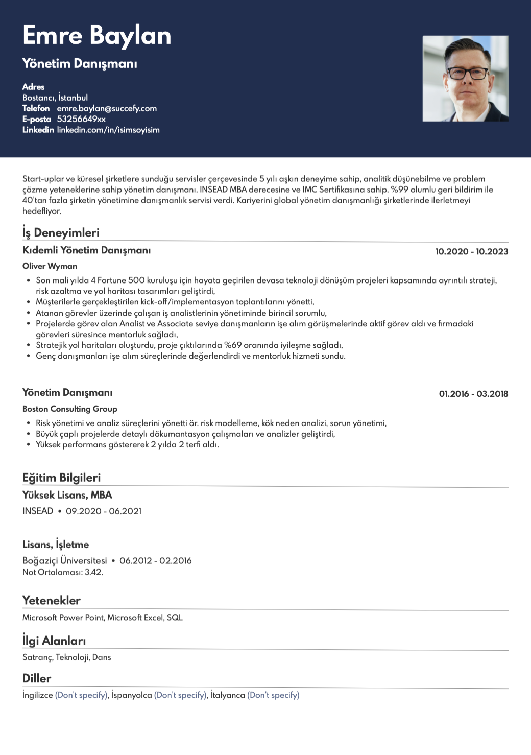 Aday takip sistemleri ile tam uyumlu Brilla CV teması, kullanıcılarına profesyonel bir deneyim sunar.